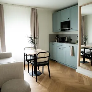 https://new-opening-digital-check-in-park-hotel-lubeck-by-charly.hamburg-hotels-de.com