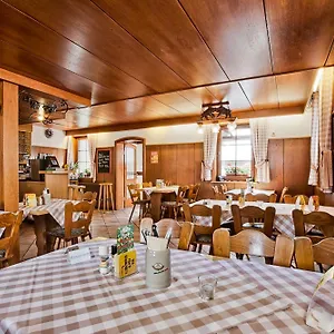 https://landgasthaus-kreuz-beim-tom.hotelsheidelberg.net